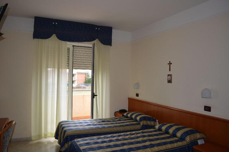La Buona Forchetta - S. Anna Ξενοδοχείο Σαν Τζιοβάνι Ροτόντο Εξωτερικό φωτογραφία